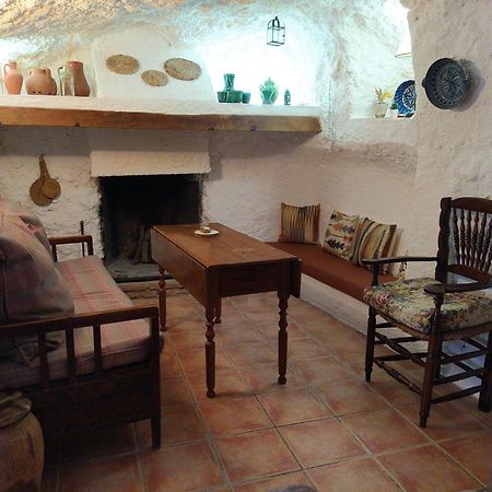 Cueva El Parral Guest House Pegalajar Luaran gambar